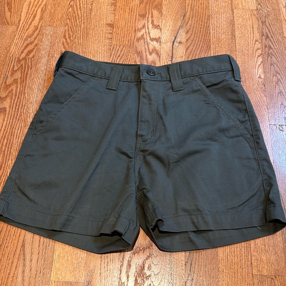Carhartt 100% cotton green shorts size 30